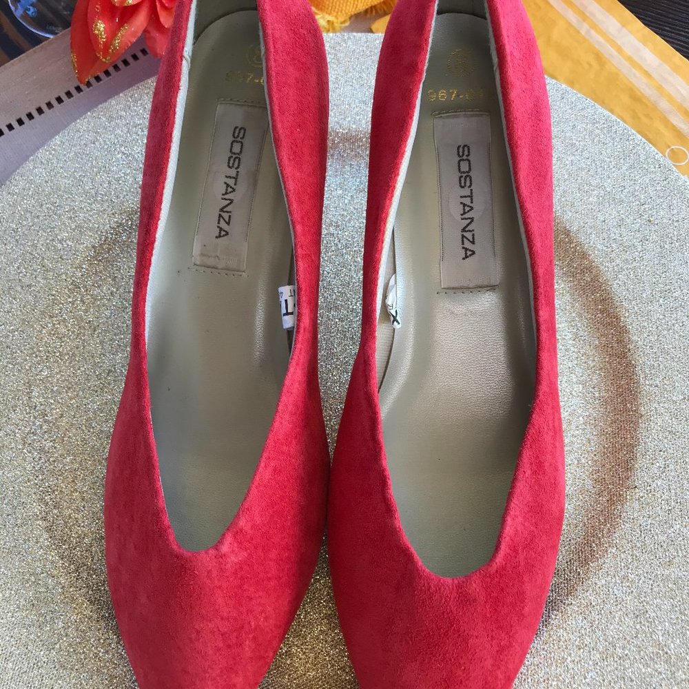 red suede 2 inch heel shoes nwot